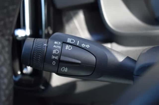 Volvo XC40 (2023) thumbnail 21