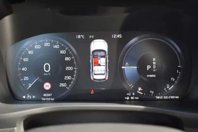 Volvo XC40 (2023) thumbnail 23