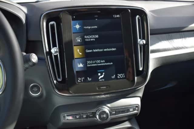 Volvo XC40 (2023) thumbnail 27