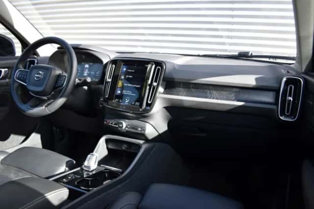 Volvo XC40 (2023) thumbnail 44