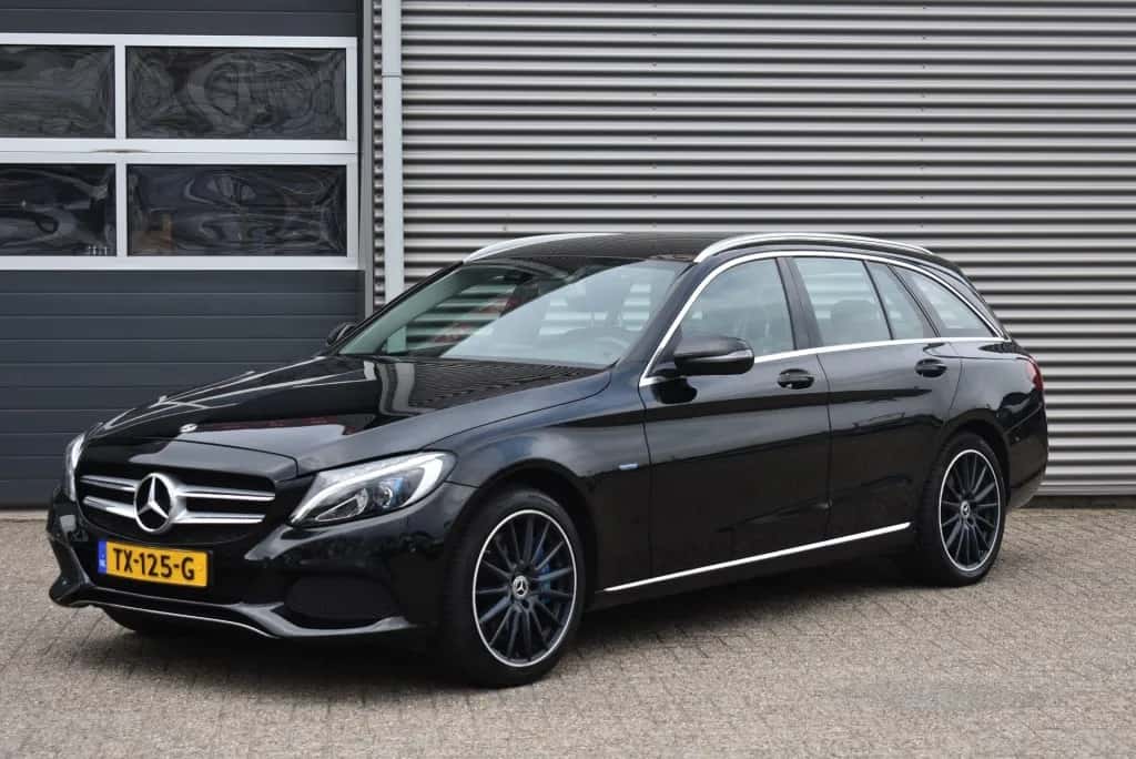 Mercedes-Benz C-Klasse (2017) — foto 1