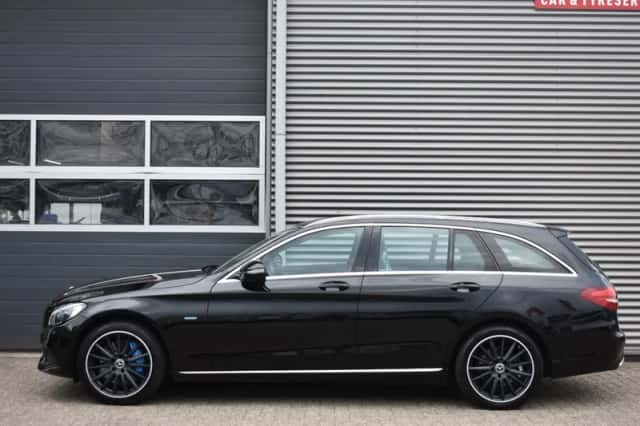 Mercedes-Benz C-Klasse (2017) thumbnail 2