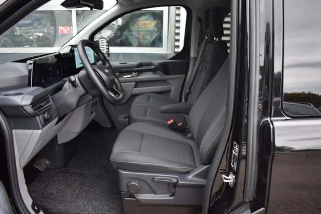 Ford Transit Custom (2026) thumbnail 3