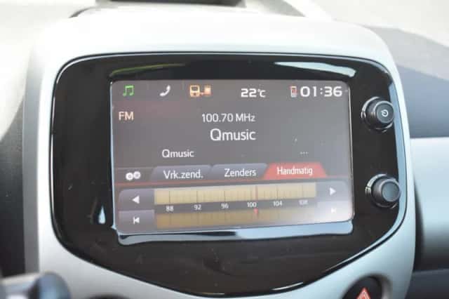 Toyota Aygo (2015) thumbnail 24