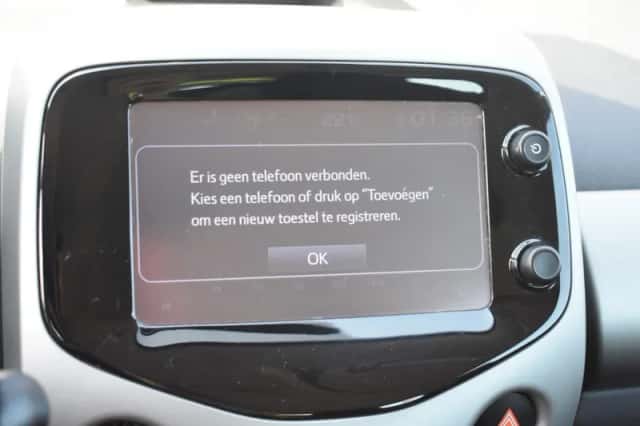 Toyota Aygo (2015) thumbnail 25