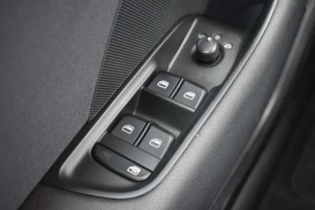 Audi A3 (2014) thumbnail 14