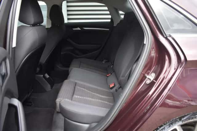 Audi A3 (2014) thumbnail 3