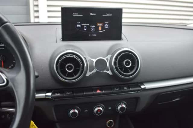 Audi A3 (2014) thumbnail 25