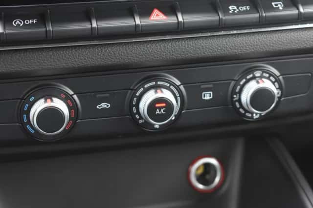 Audi A3 (2014) thumbnail 26