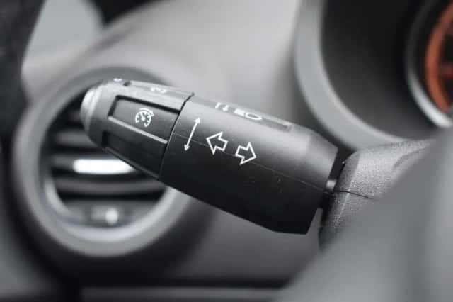 Opel Corsa (2012) thumbnail 18