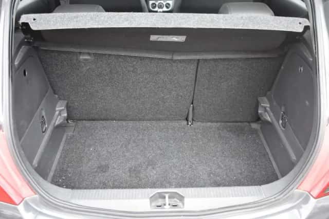 Opel Corsa (2012) thumbnail 10