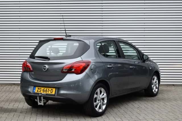 Opel Corsa (2017) thumbnail 3
