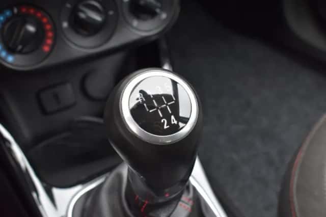 Opel Corsa (2017) thumbnail 25