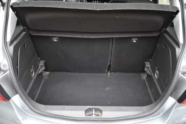 Opel Corsa (2017) thumbnail 8
