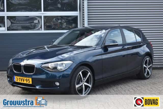 BMW 1-Serie (2012) thumbnail 1
