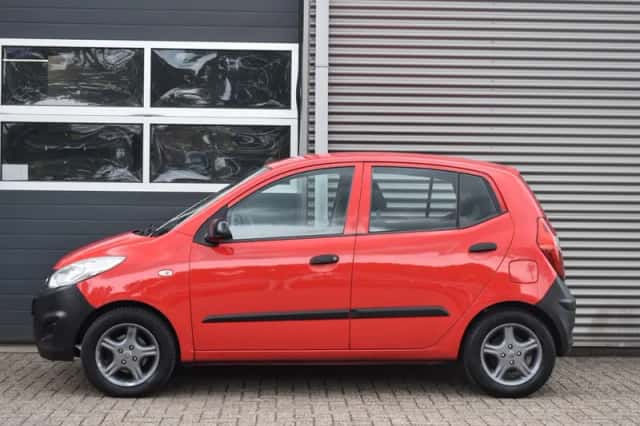 Hyundai i10 (2011) thumbnail 2