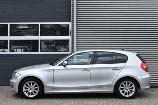 BMW 1-Serie (2008) thumbnail 2