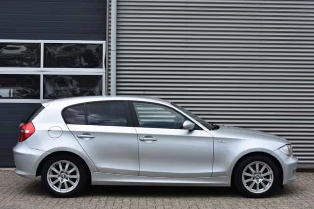 BMW 1-Serie (2008) thumbnail 4