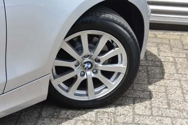 BMW 1-Serie (2008) thumbnail 6