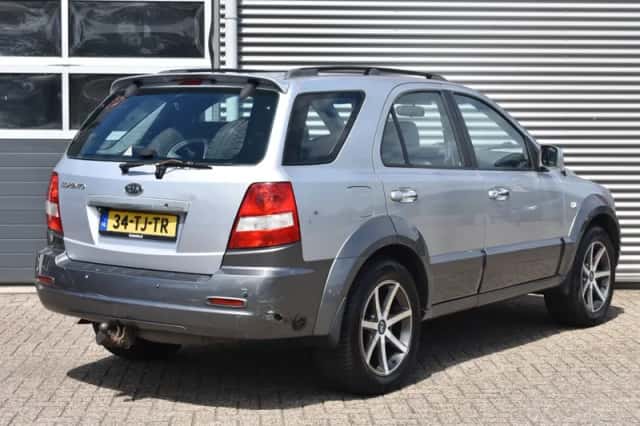 Kia Sorento (2006) thumbnail 6