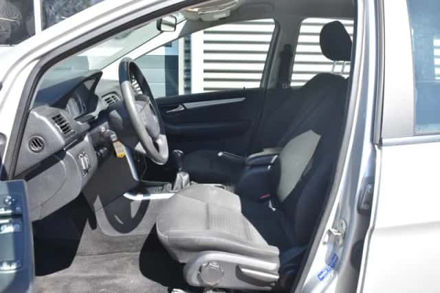 Mercedes-Benz B-Klasse (2010) thumbnail 3