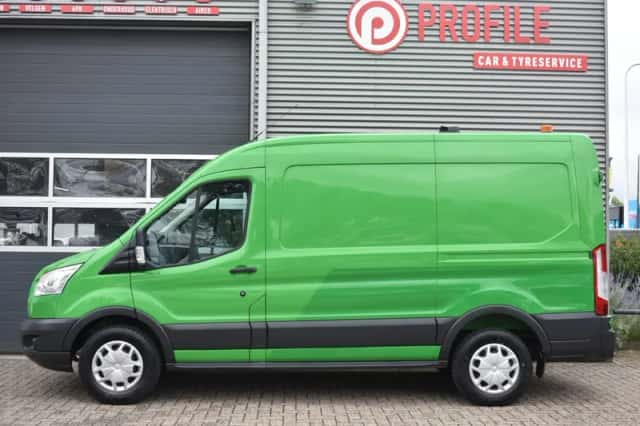 Ford Transit (2016) thumbnail 2