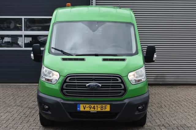 Ford Transit (2016) thumbnail 4