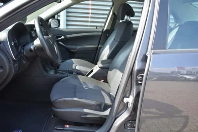Saab 9-3 (2011) thumbnail 3