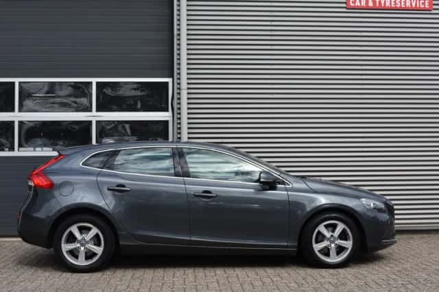 Volvo V40 (2013) thumbnail 4