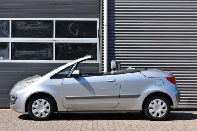Mitsubishi Colt (2009) thumbnail 2