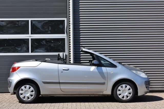 Mitsubishi Colt (2009) thumbnail 6