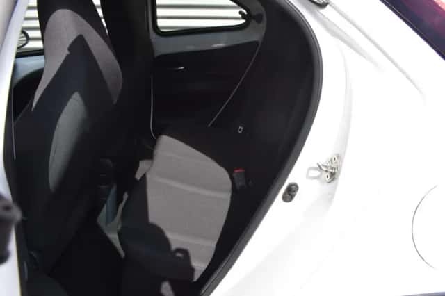 Toyota Aygo X (2022) thumbnail 4