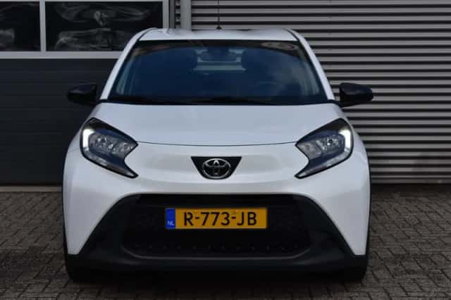 Toyota Aygo X (2022) thumbnail 5