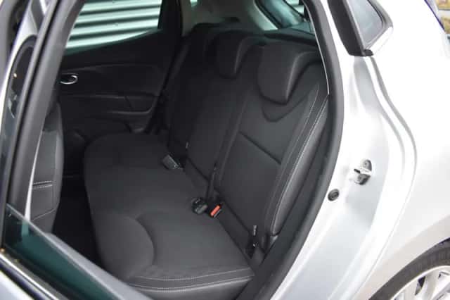 Renault Clio (2019) thumbnail 5