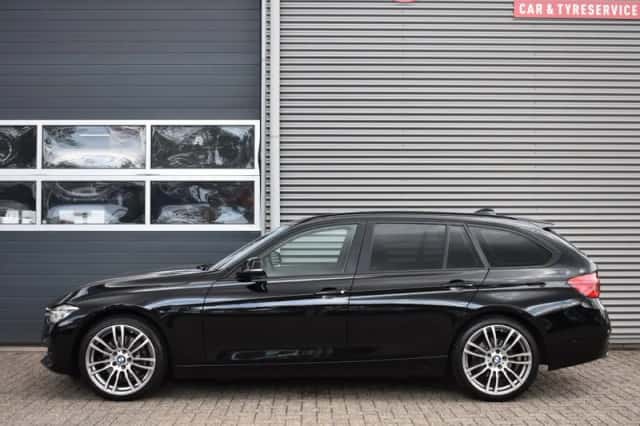 BMW 3-Serie (2018) thumbnail 2
