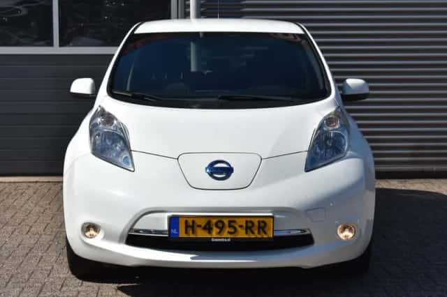 Nissan Leaf (2016) thumbnail 6
