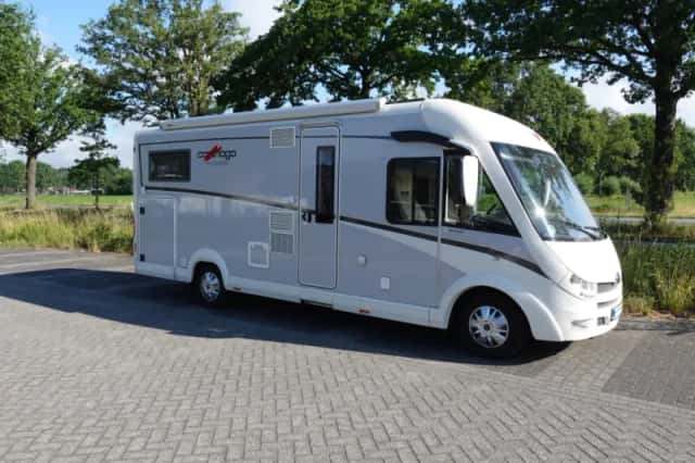 Carthago C-Tourer (2017) thumbnail 1