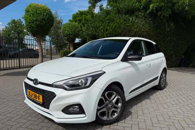 Hyundai i20 (2021) thumbnail 1