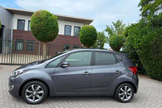 Hyundai ix20 (2016) thumbnail 2