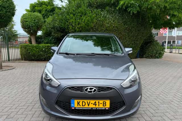 Hyundai ix20 (2016) thumbnail 3