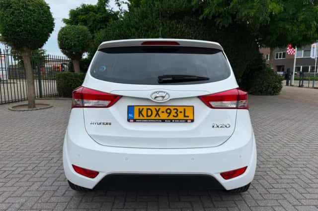 Hyundai ix20 (2016) thumbnail 5