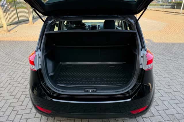 Hyundai ix20 (2017) thumbnail 6