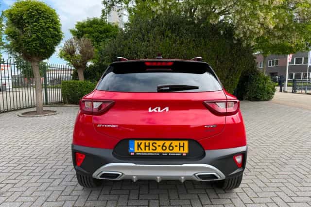 Kia Stonic (2022) thumbnail 4