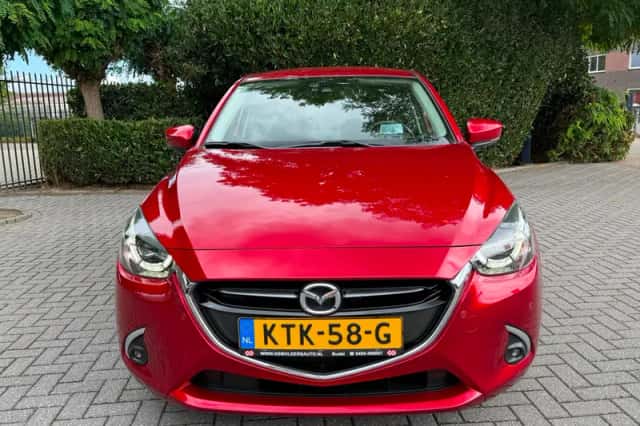 Mazda 2 (2019) thumbnail 3