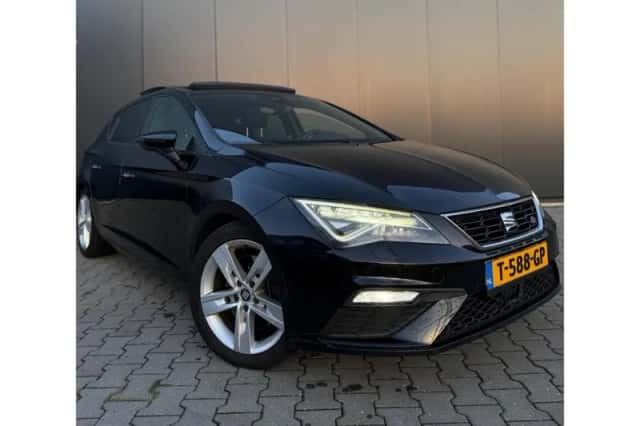 SEAT Leon (2019) thumbnail 1