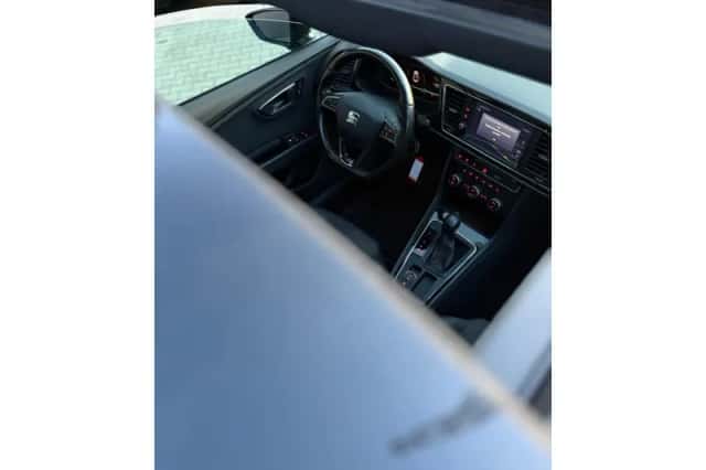 SEAT Leon (2019) thumbnail 2