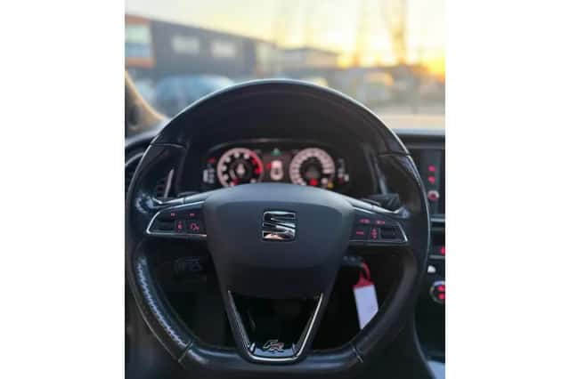SEAT Leon (2019) thumbnail 4
