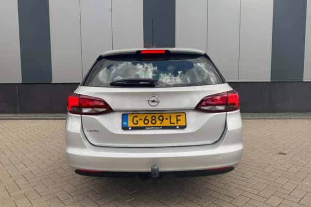 Opel Astra (2019) thumbnail 6