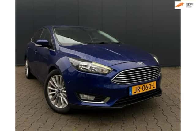 Ford Focus (2016) thumbnail 1