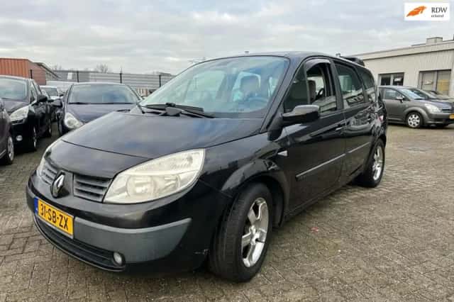 Renault Grand Scénic (2005) thumbnail 1